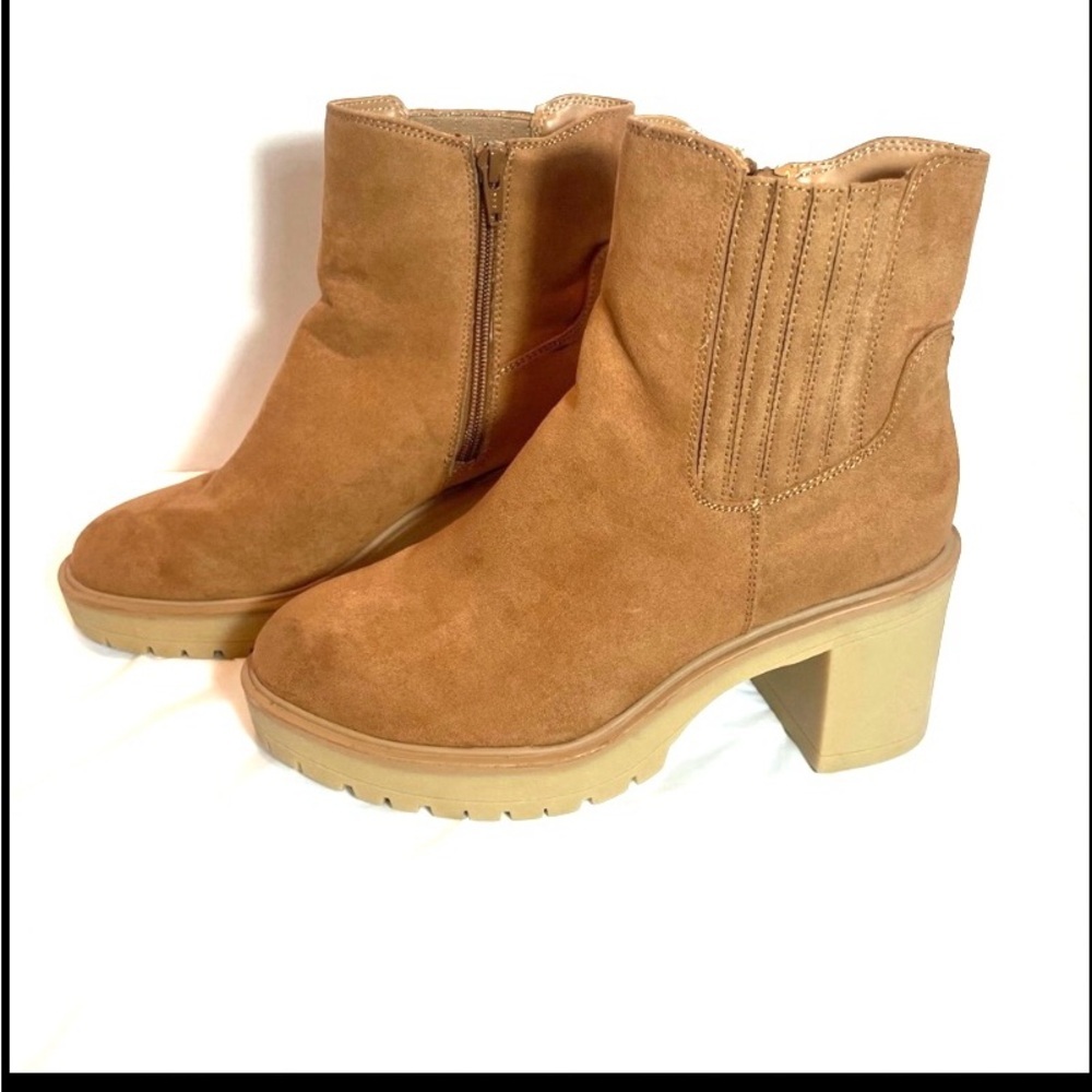 Universal Thread Tan/Camel Stack Heel Lace Up Ank… - image 3